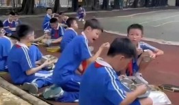 深圳吃饭爆料视频最新,最新爆料视频带你领略地道风味